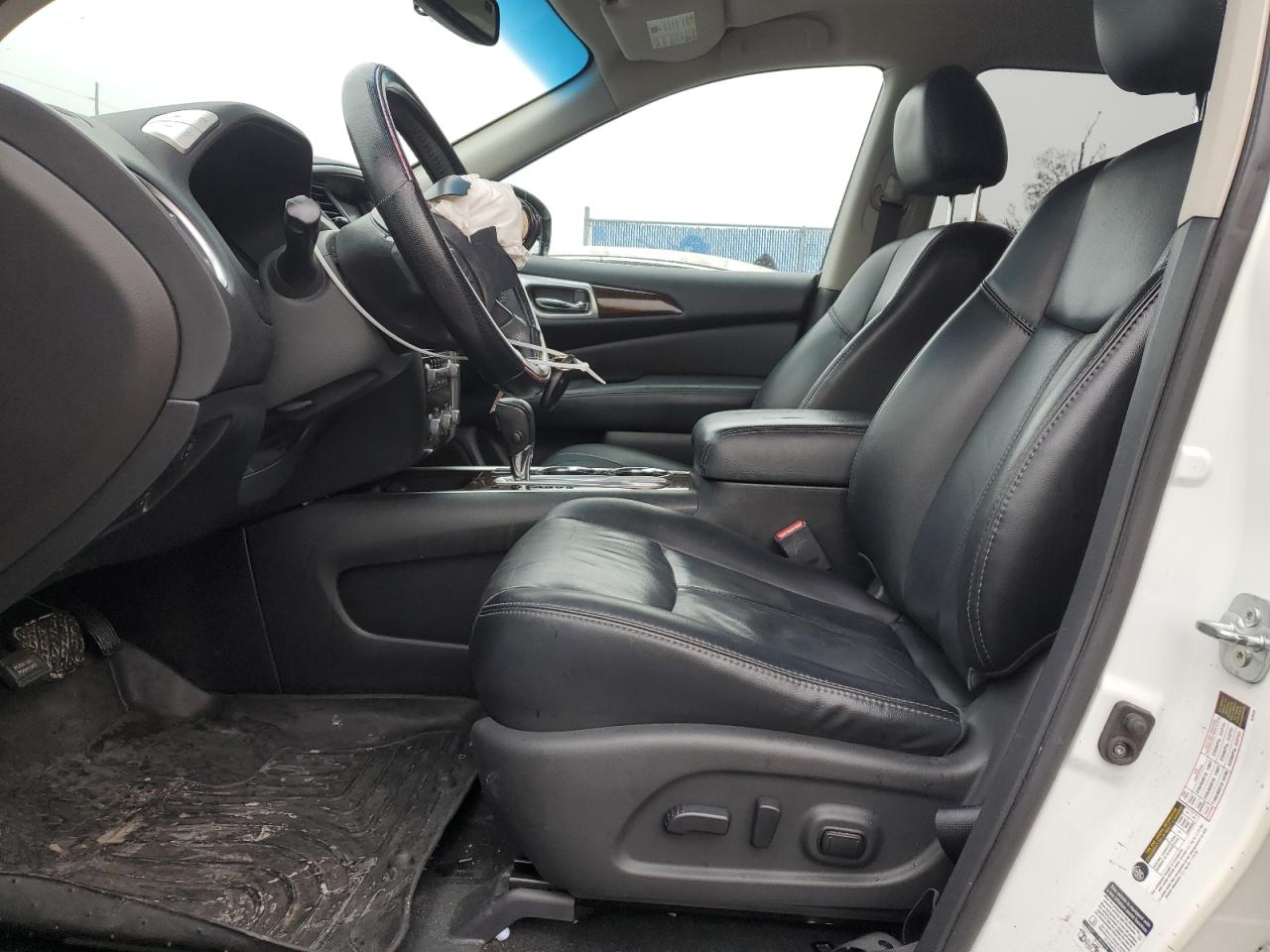2015 Nissan Pathfinder VIN 5N1AR2MN1FC687830 Copart auction photo, front end damage thumbnail 7