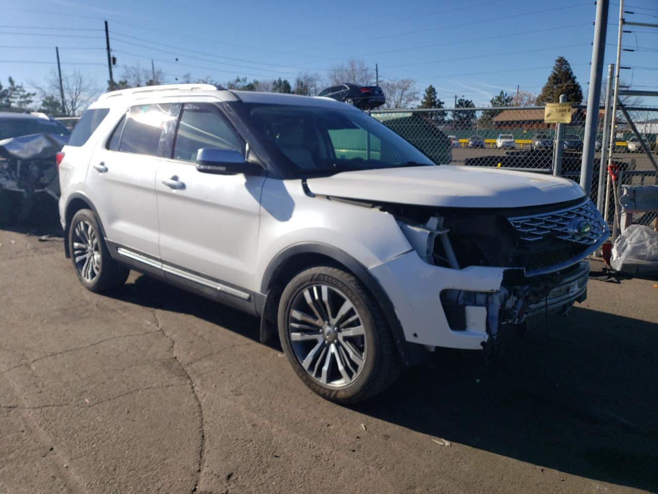 2018 Ford Explorer VIN 1FM5K8HT0JGB04781 Copart auction photo, front end damage thumbnail 4