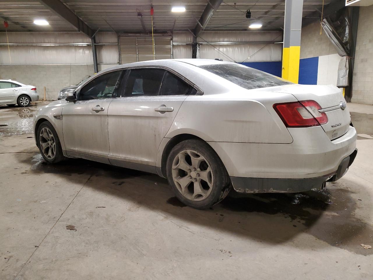 2010 Ford Taurus VIN 1FAHP2EW9AG122975 Copart auction photo, rear end / side damage thumbnail 2