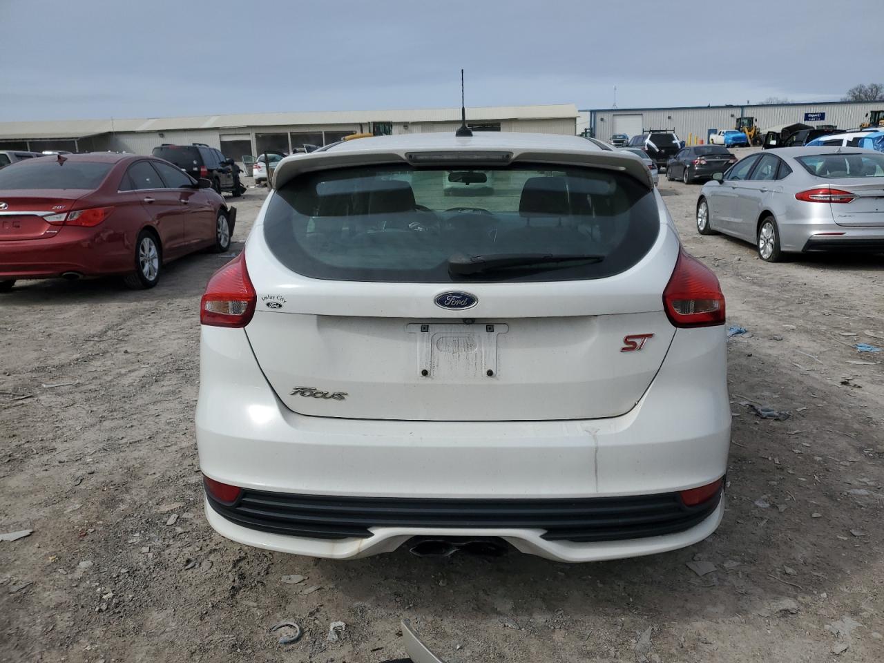 2017 Ford Focus VIN 1FADP3L98HL257478 Copart auction photo, front end damage thumbnail 6