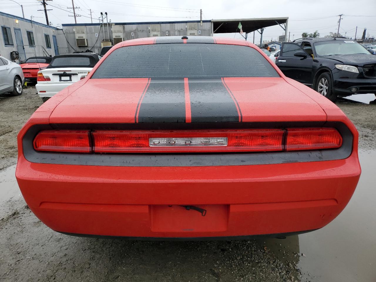 2010 Dodge Challenger VIN 2B3CJ4DVXAH220459 Copart auction photo, front end / side damage thumbnail 6