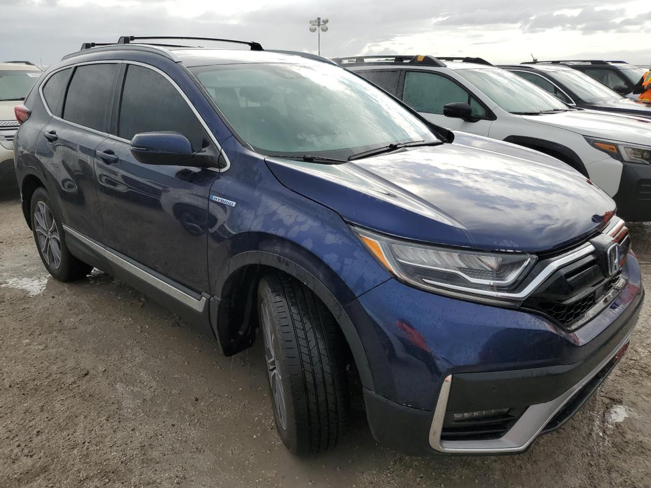 2022 Honda CR-V VIN 5J6RT6H99NL054997 Copart auction photo, water/flood damage thumbnail 4