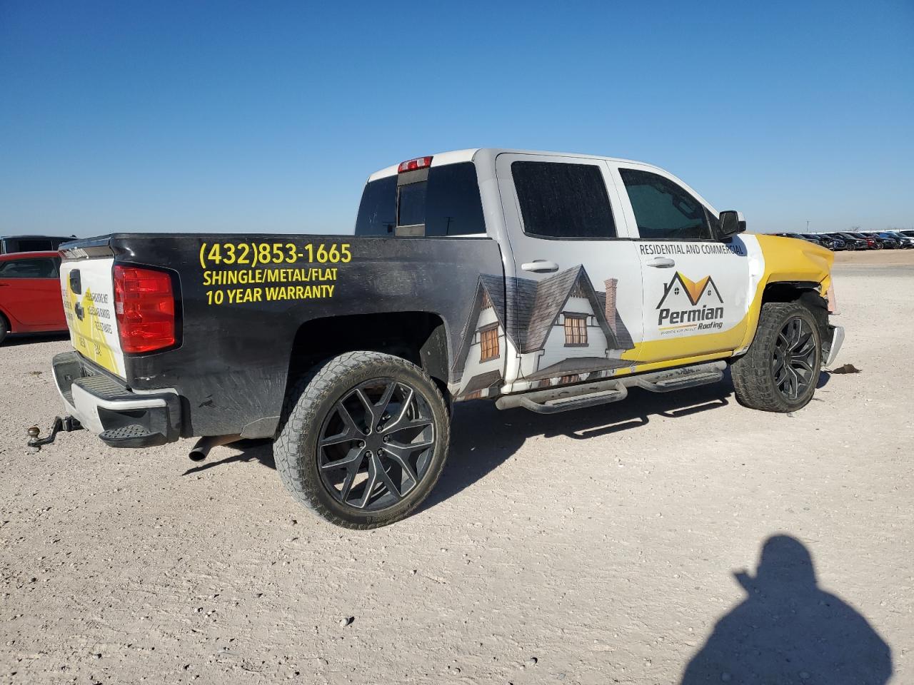 2017 Chevrolet Silverado VIN 3GCUKREC5HG416295 Copart auction photo, front end / side damage thumbnail 3