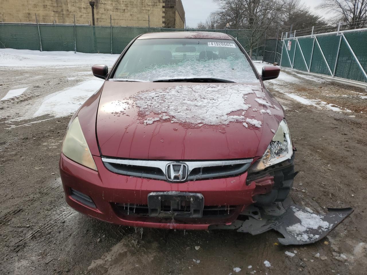2006 Honda Accord VIN 1HGCM563X6A037514 Copart auction photo, front end / minor dent/scratches damage thumbnail 5
