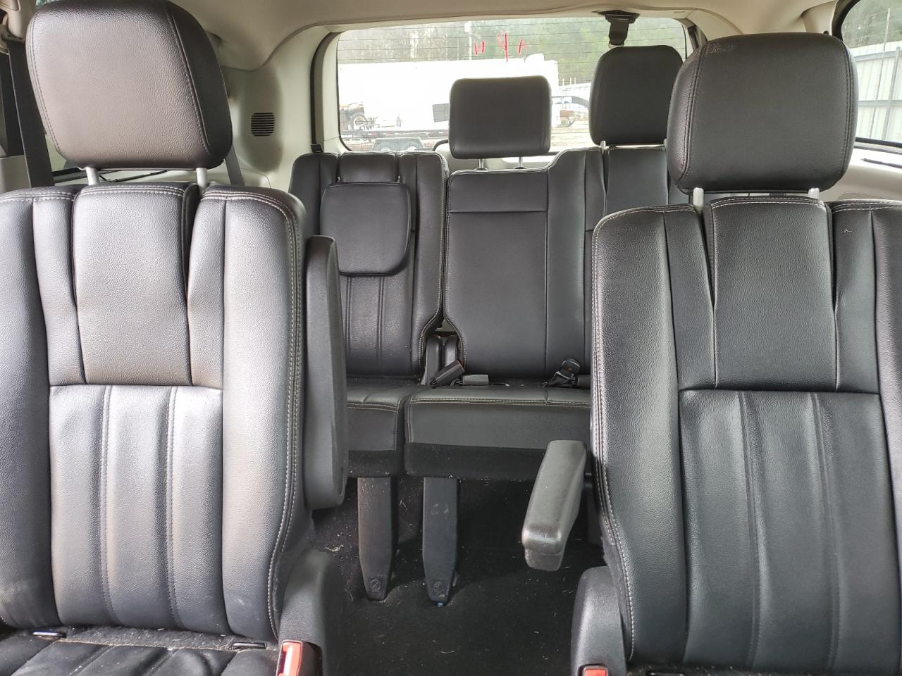 2016 Chrysler Town & Country VIN 2C4RC1BG6GR132694 Copart auction photo, front end damage thumbnail 10