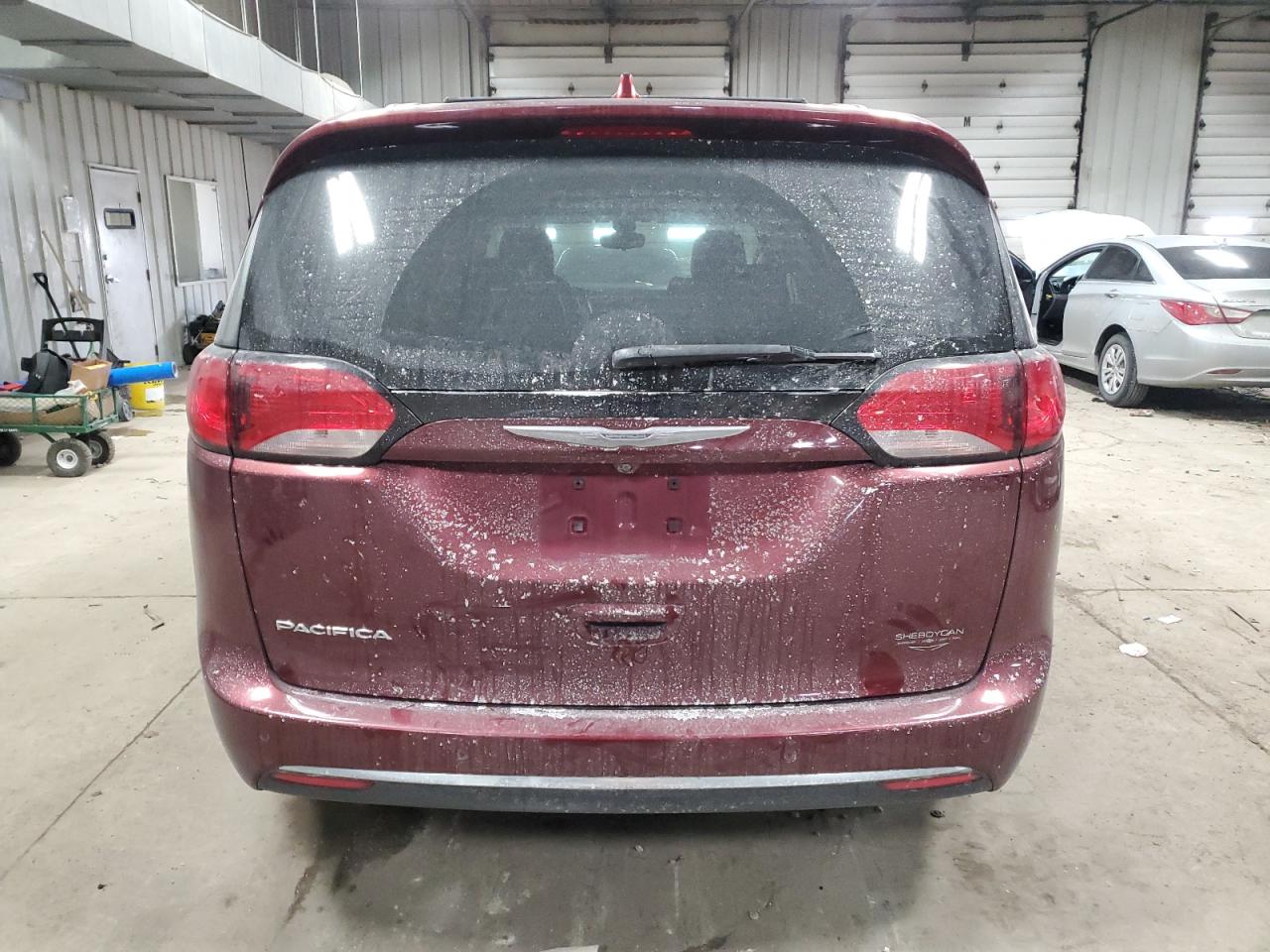2017 Chrysler Pacifica VIN 2C4RC1BG3HR509824 Copart auction photo, front end damage thumbnail 6