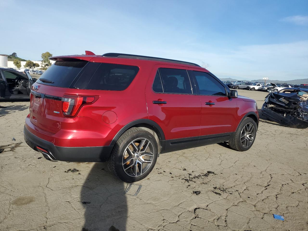 2016 Ford Explorer VIN 1FM5K8GT9GGB87282 Copart auction photo, rear end / side damage thumbnail 3