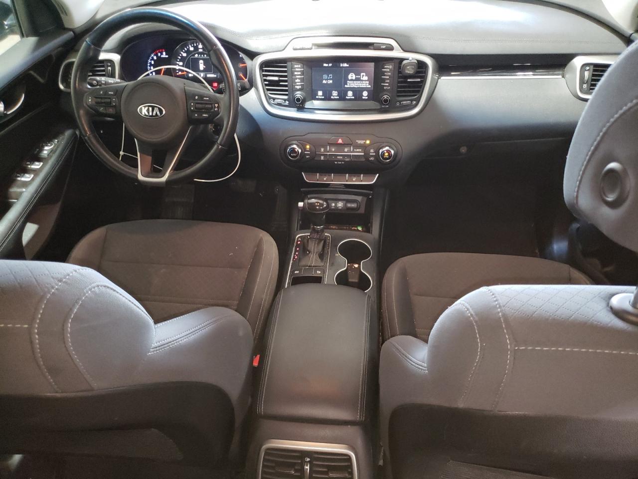 2017 KIA Sorento VIN 5XYPG4A51HG287737 Copart auction photo, mechanical / minor dent/scratches damage thumbnail 8