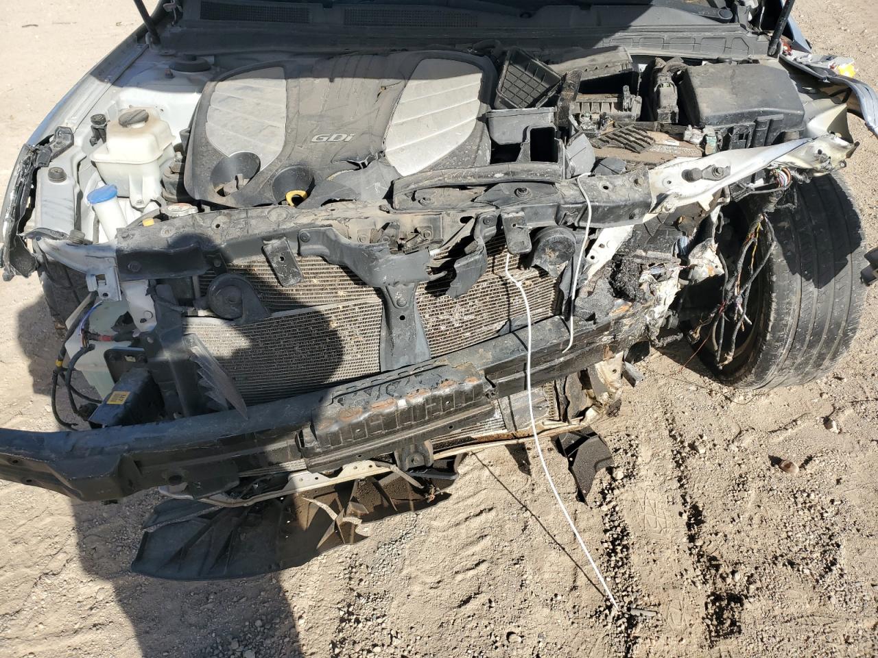 2016 KIA Cadenza VIN KNALN4D79G5214430 Copart auction photo, all over damage thumbnail 11