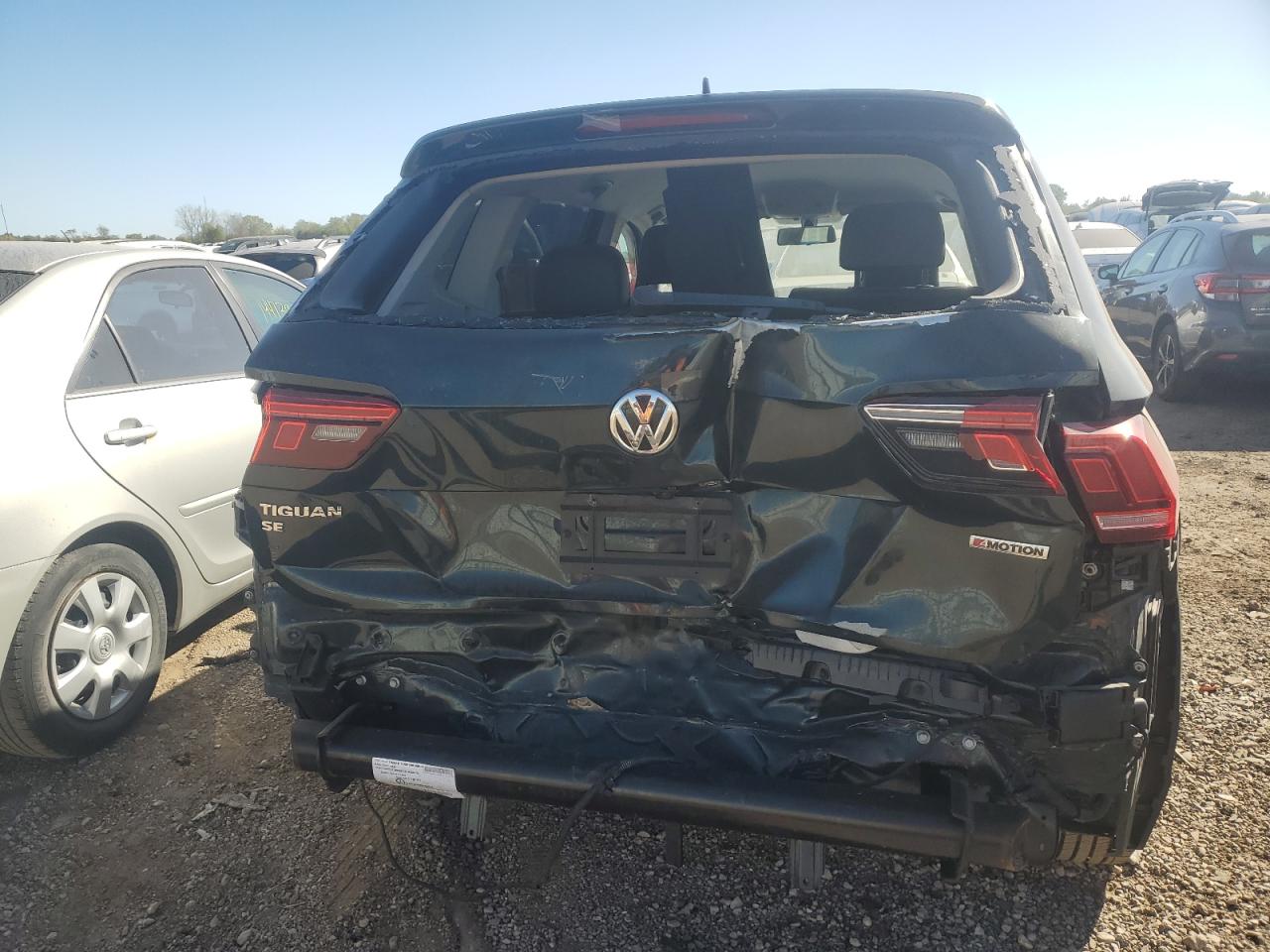 2019 Volkswagen Tiguan VIN 3VV2B7AX8KM068829 Copart auction photo, rear end damage thumbnail 6