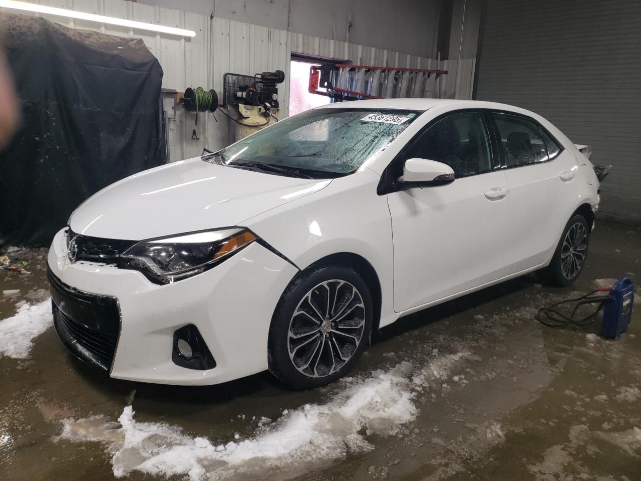2015 Toyota Corolla VIN 2T1BURHEXFC463943