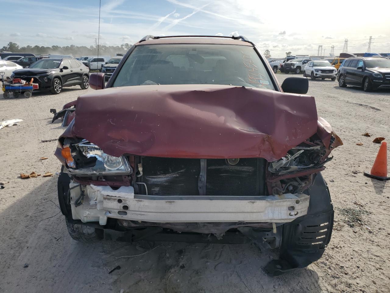 2007 Toyota Highlander VIN JTEHP21AX70188338 Copart auction photo, front end / minor dent/scratches damage thumbnail 5