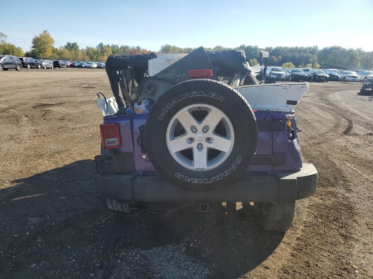 2017 Jeep Wrangler VIN 1C4BJWDG1HL742546 Copart auction photo, rollover damage thumbnail 6