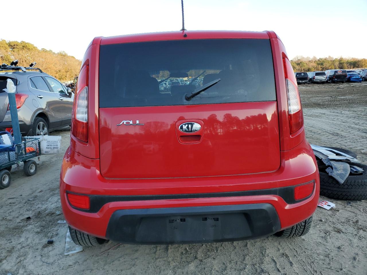 2013 KIA Soul VIN KNDJT2A61D7521056 Copart auction photo, vandalism / minor dent/scratches damage thumbnail 6