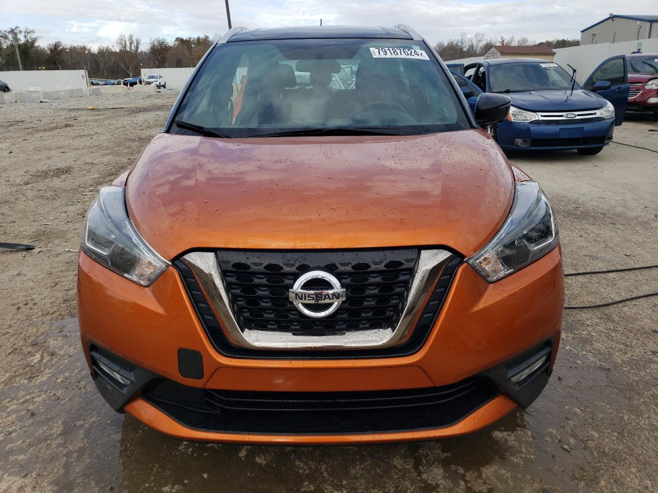 2019 Nissan Kicks VIN 3N1CP5CU0KL561957 Copart auction photo, side / rear end damage thumbnail 5