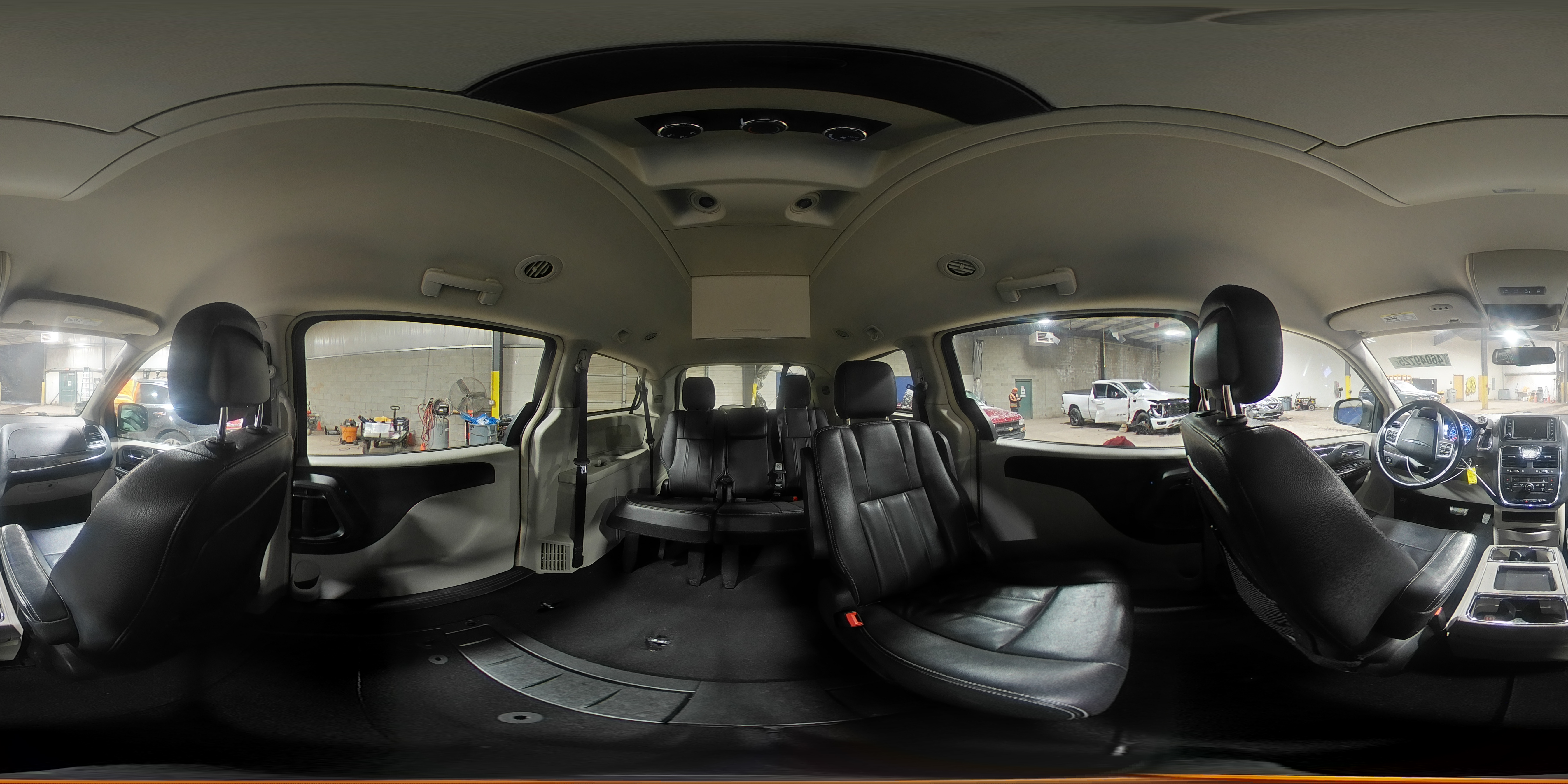 2013 Chrysler Town & Country VIN 2C4RC1BG1DR793318 Copart auction photo, front end / rear end damage thumbnail 15