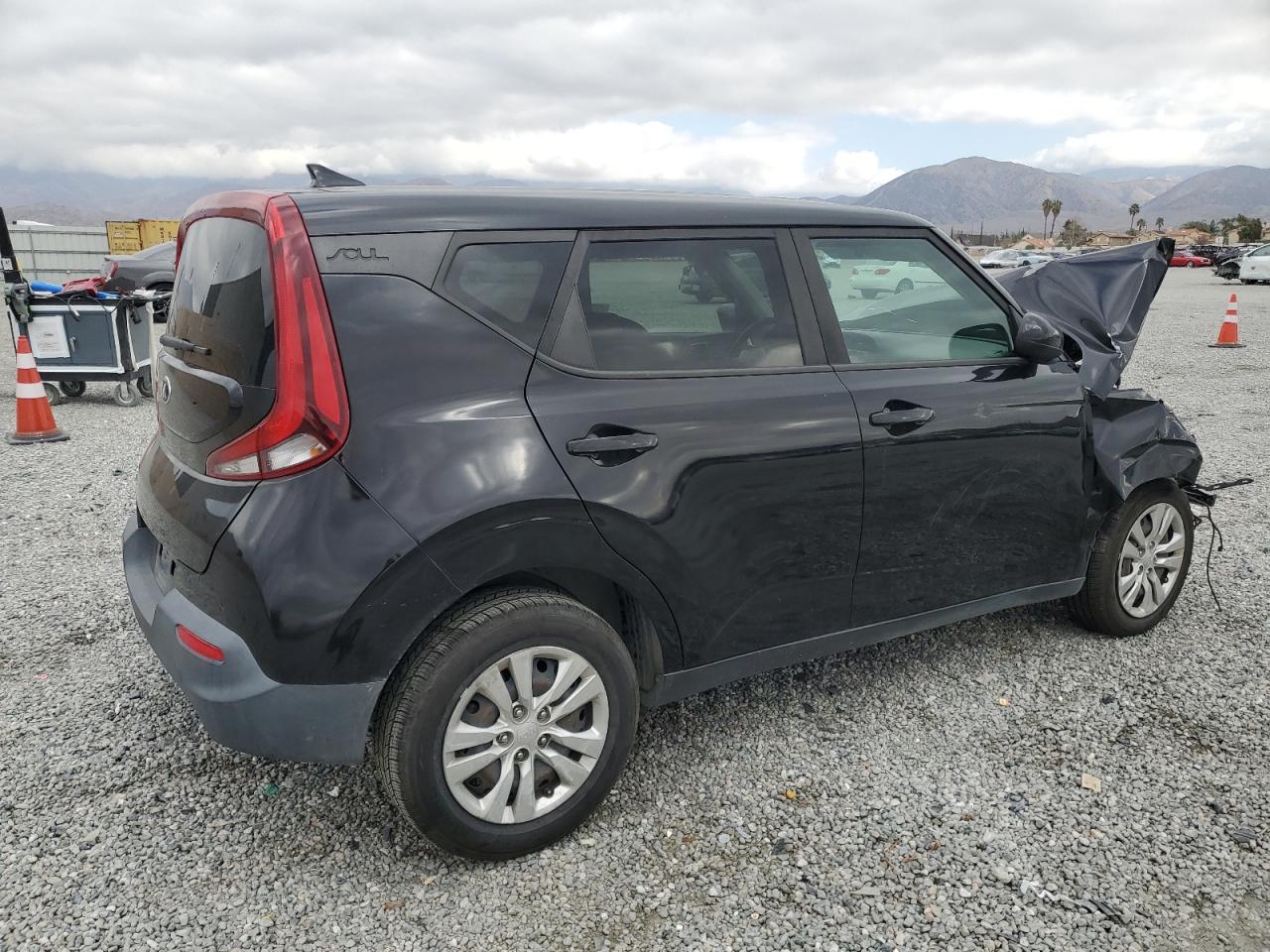 2020 KIA Soul VIN KNDJ23AUXL7052054 Copart auction photo, front end / side damage thumbnail 3