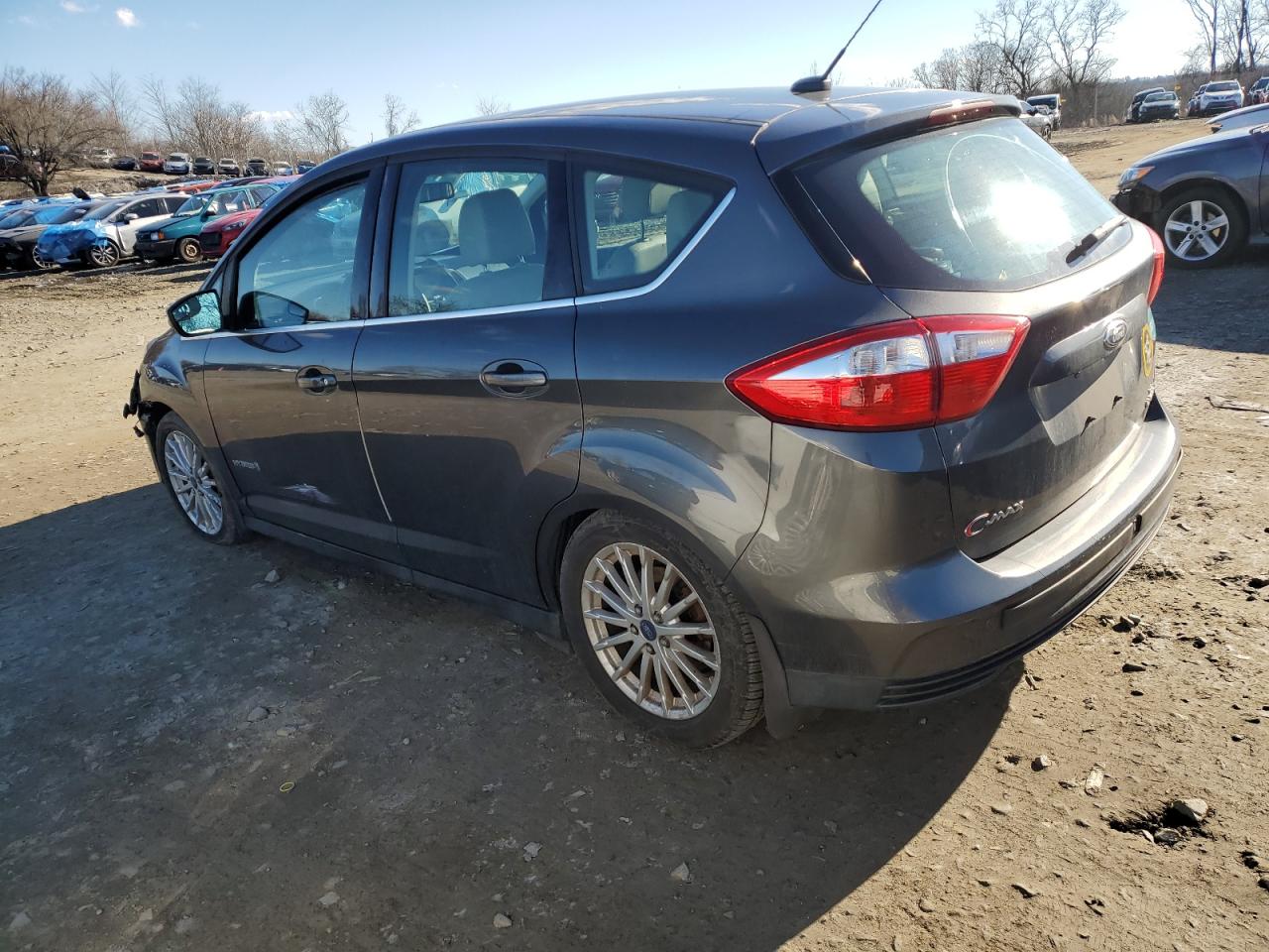 2015 Ford C-MAX VIN 1FADP5BU2FL112581 Copart auction photo, front end / minor dent/scratches damage thumbnail 2