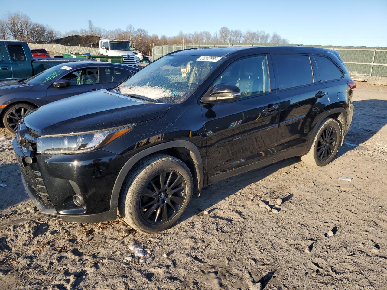 2019 Toyota Highlander VIN 5TDJZRFH4KS983826