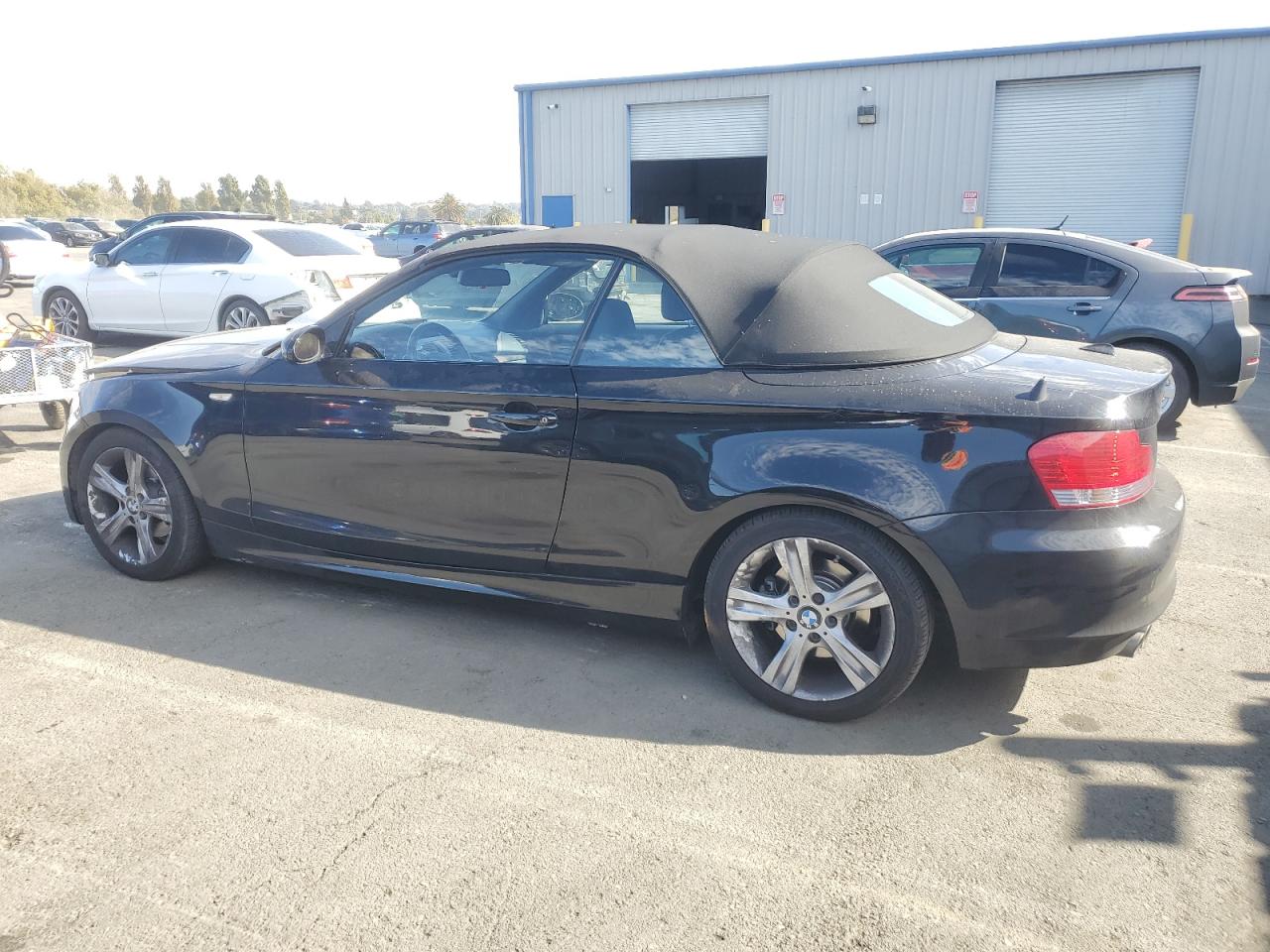 2009 BMW 1er VIN WBAUN13529VH81121 Copart auction photo, side damage thumbnail 2