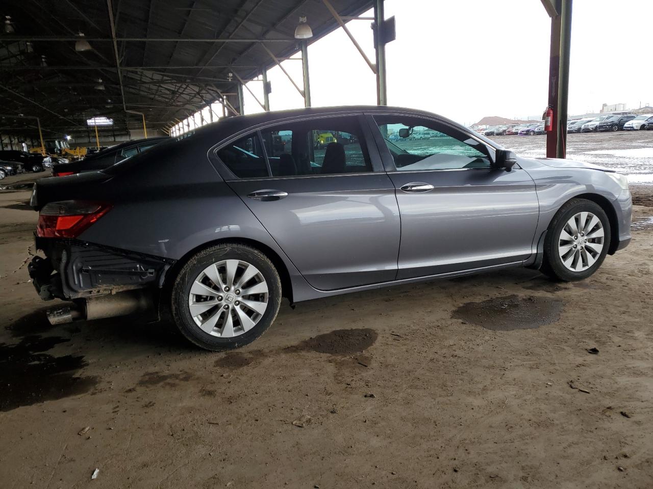 2015 Honda Accord VIN 1HGCR2F82FA206498 Copart auction photo, front end / rear end damage thumbnail 3