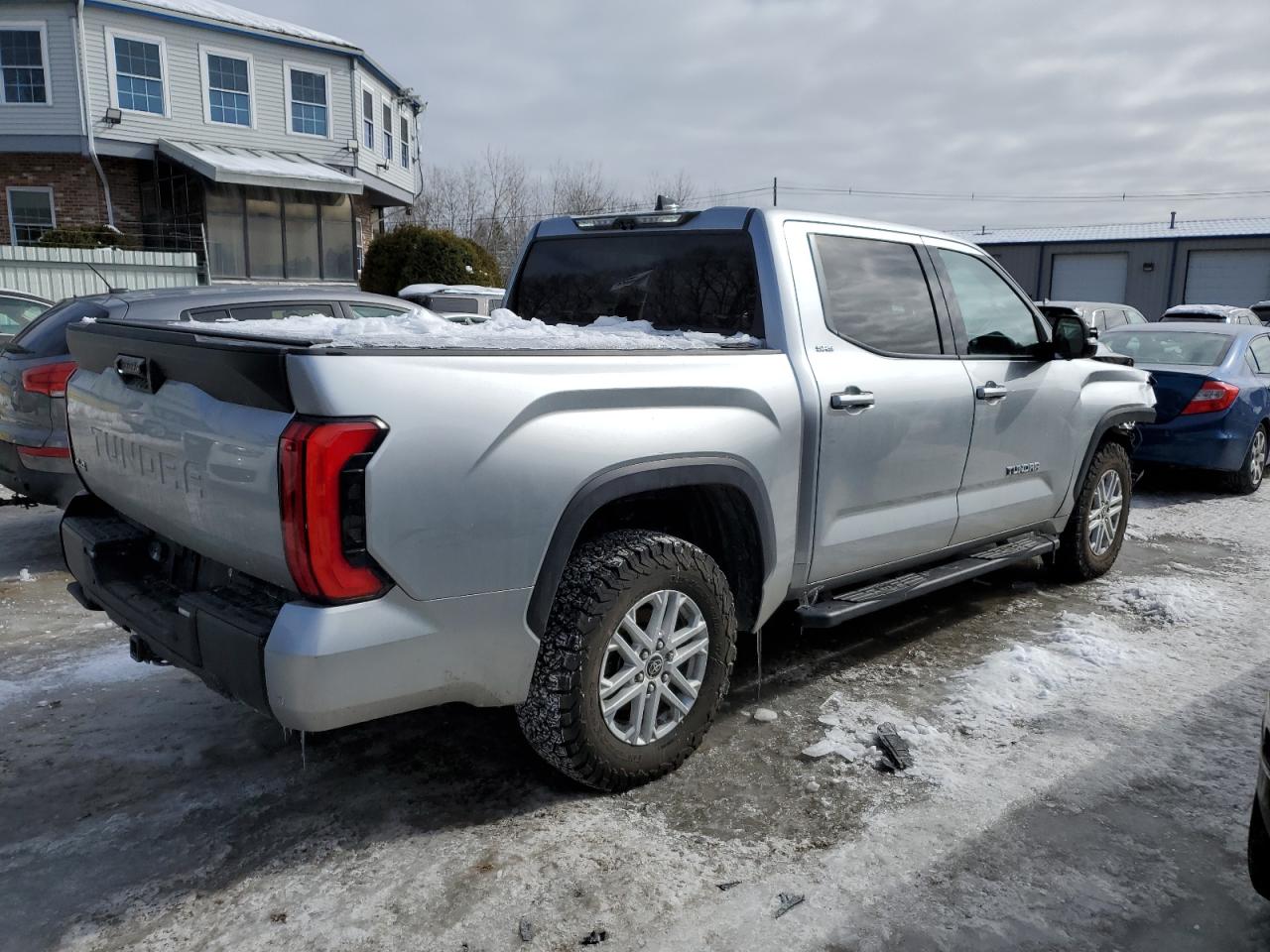 2022 Toyota Tundra VIN 5TFLA5DB8NX049514 Copart auction photo, front end damage thumbnail 3