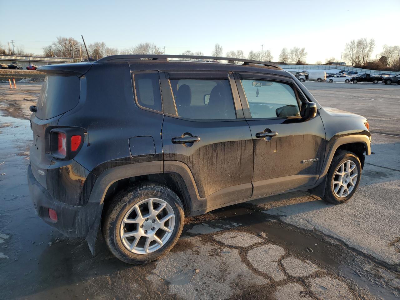 2020 Jeep Renegade VIN ZACNJBBB6LPL85654 Copart auction photo, front end damage thumbnail 3