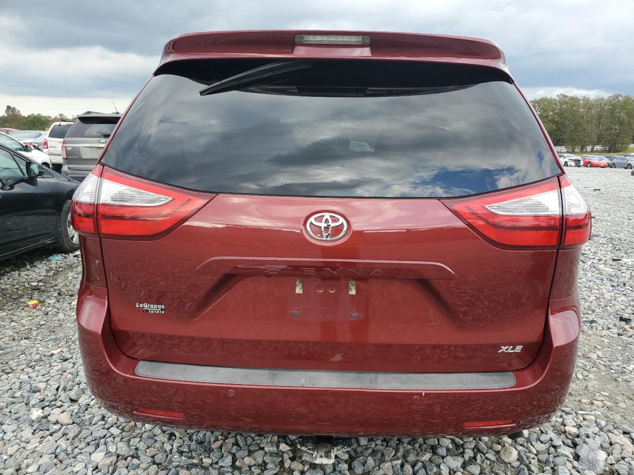 2017 Toyota Sienna VIN 5TDYZ3DCXHS893513 Copart auction photo, front end damage thumbnail 6