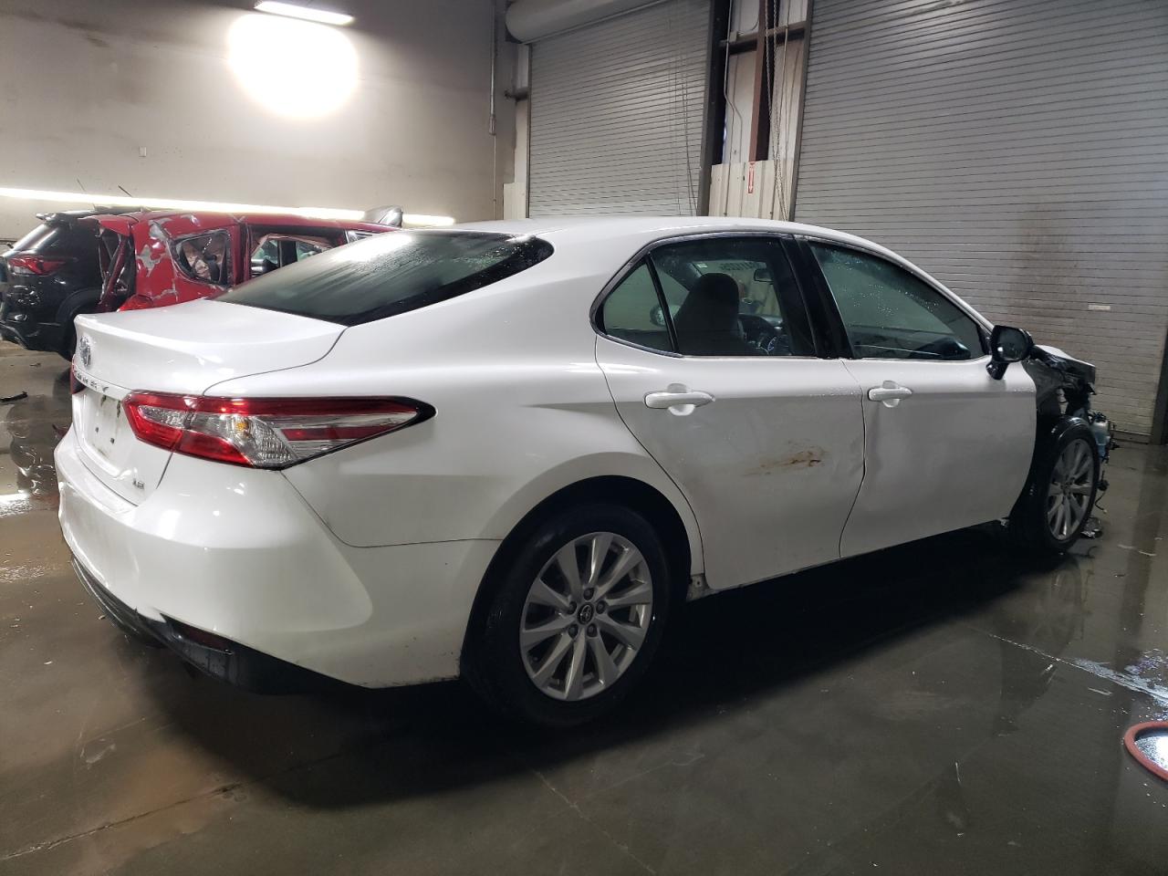2018 Toyota Camry VIN 4T1B11HK5JU544341 Copart auction photo, front end / side damage thumbnail 3