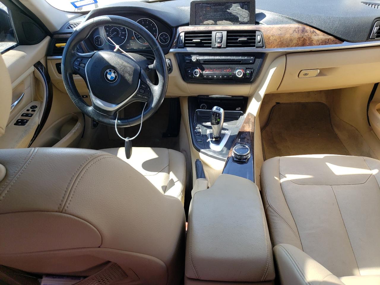 2014 BMW 3er VIN WBA3A5G5XENP28246 Copart auction photo, front end damage thumbnail 8