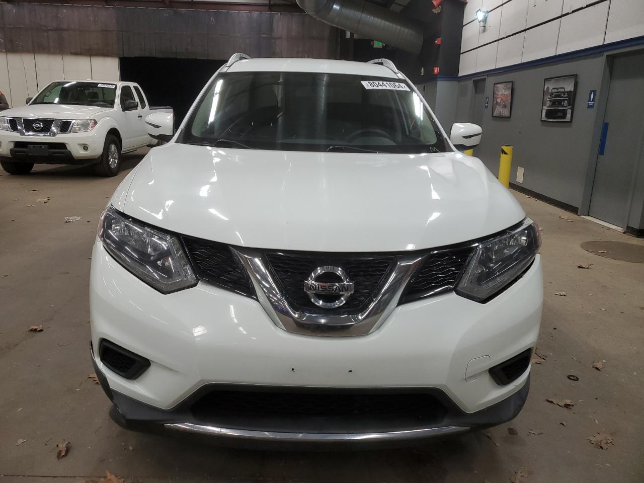 2016 Nissan Rogue VIN KNMAT2MT0GP719102 Copart auction photo, front end / minor dent/scratches damage thumbnail 5