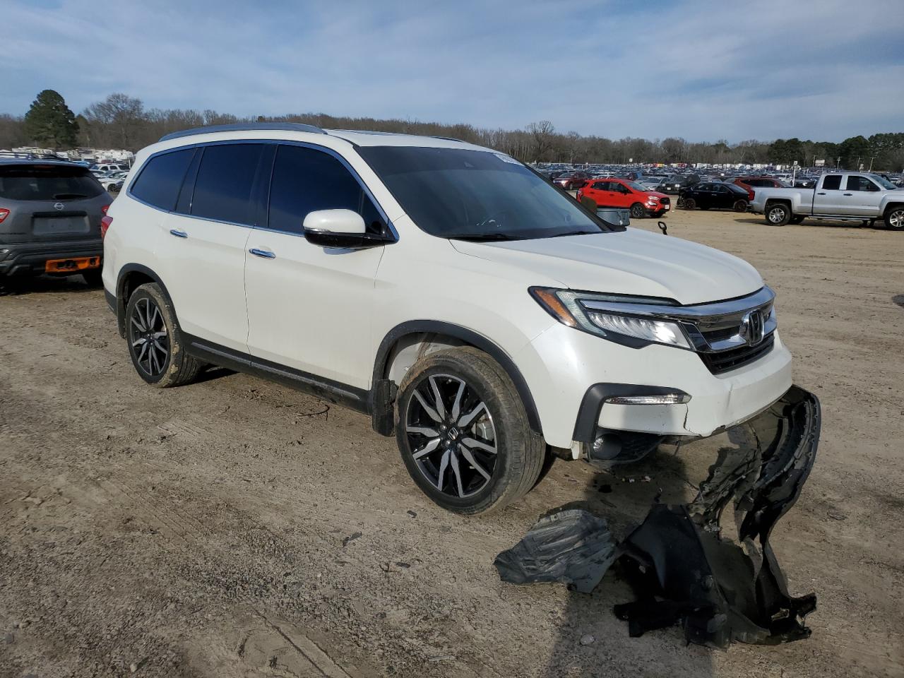 2019 Honda Pilot VIN 5FNYF5H68KB030505 Copart auction photo, front end / minor dent/scratches damage thumbnail 4