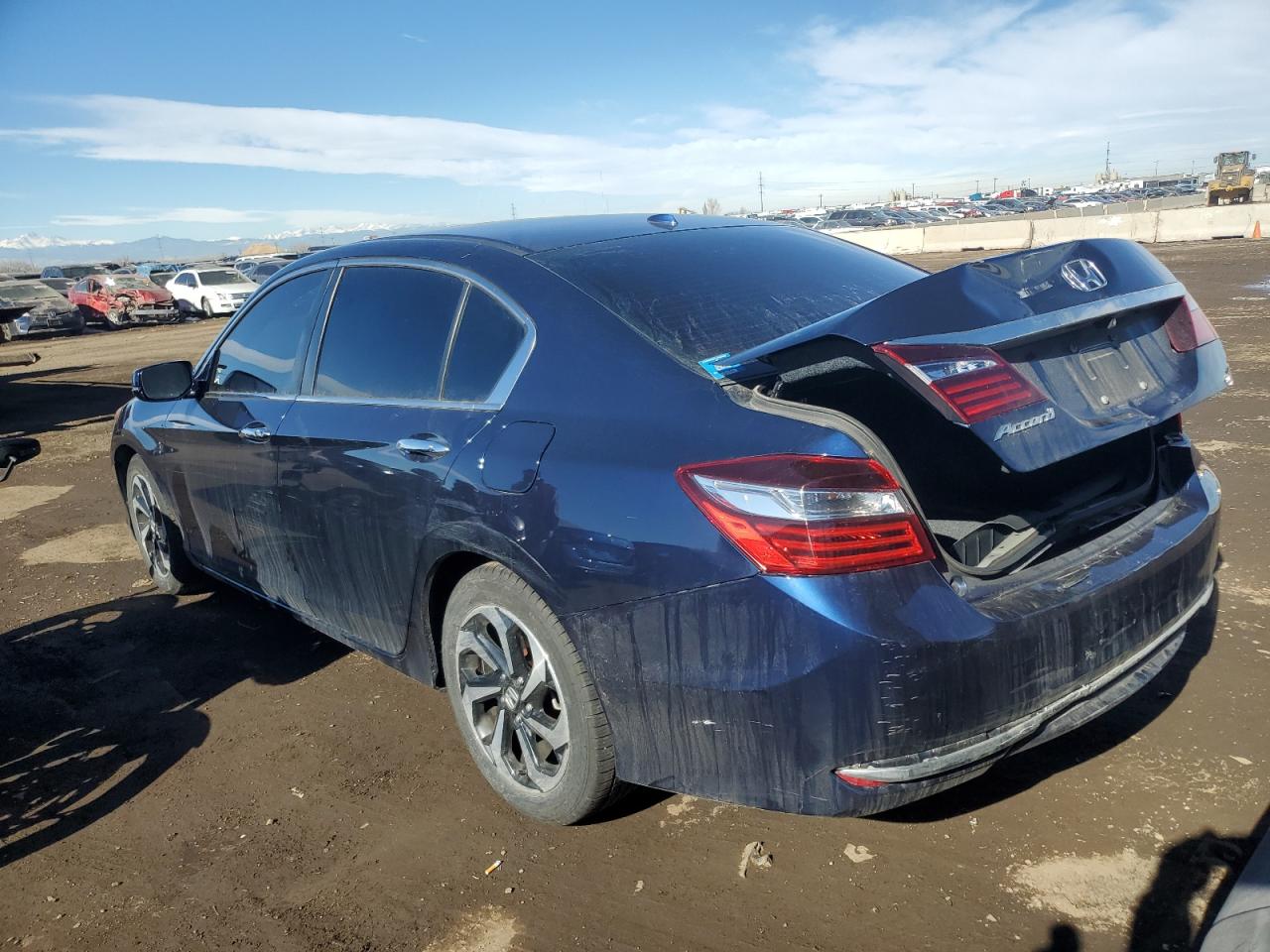 2017 Honda Accord VIN 1HGCR2F89HA041309 Copart auction photo, front end / rear end damage thumbnail 2