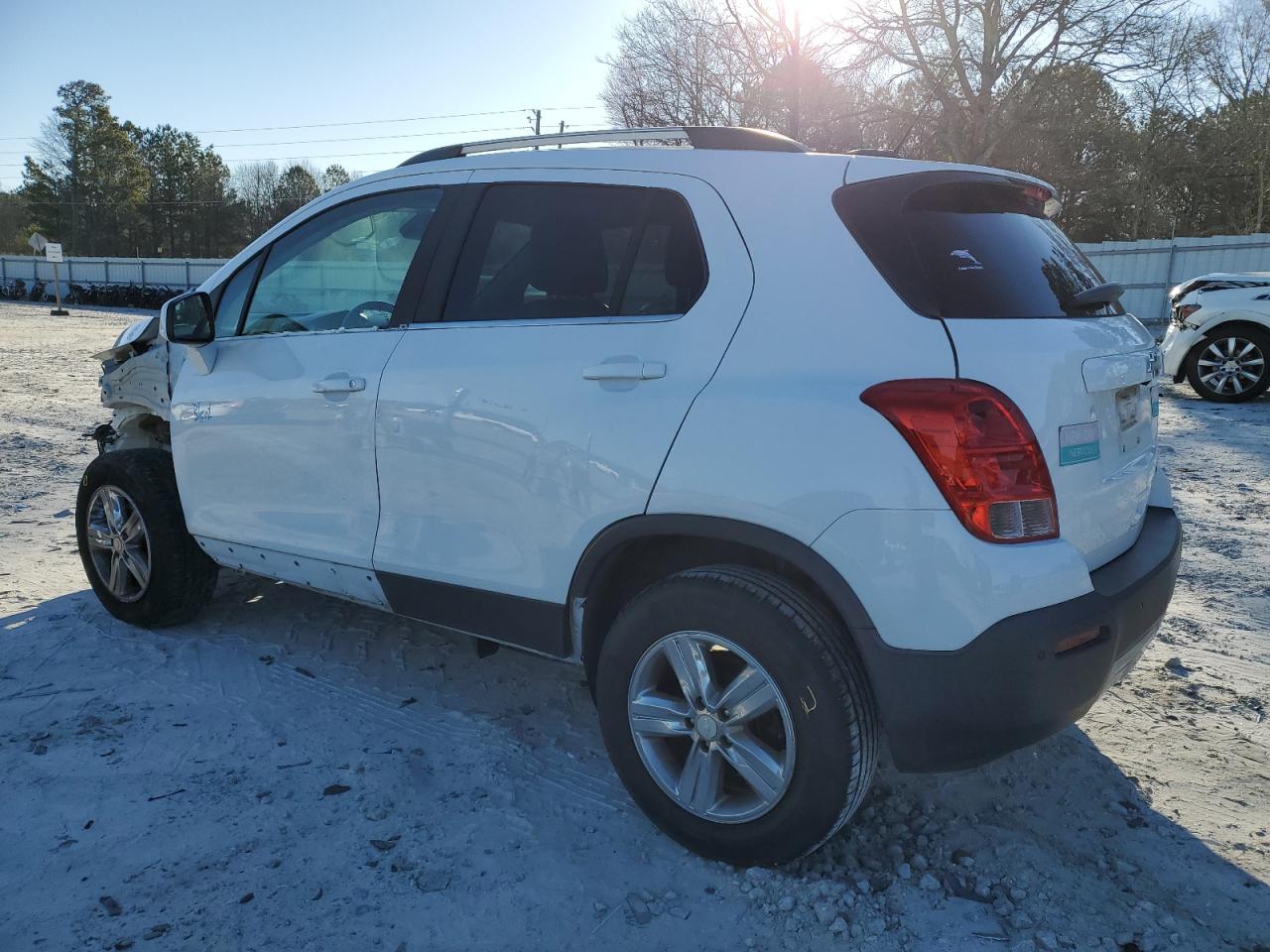 2016 Chevrolet Trax VIN 3GNCJPSB3GL271947 Copart auction photo, front end / side damage thumbnail 2