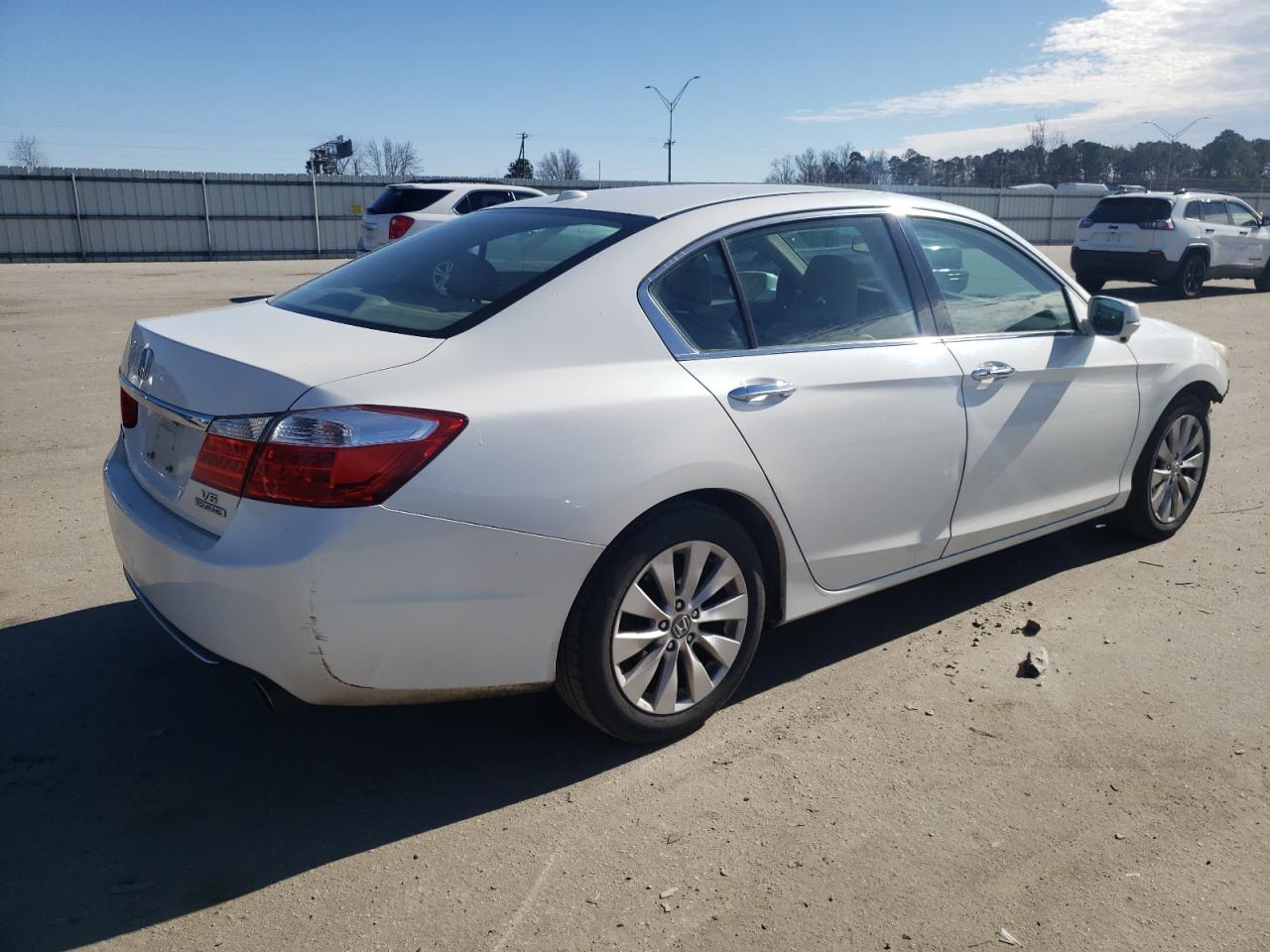 2014 Honda Accord VIN 1HGCR3F93EA021289 Copart auction photo, front end / side damage thumbnail 3