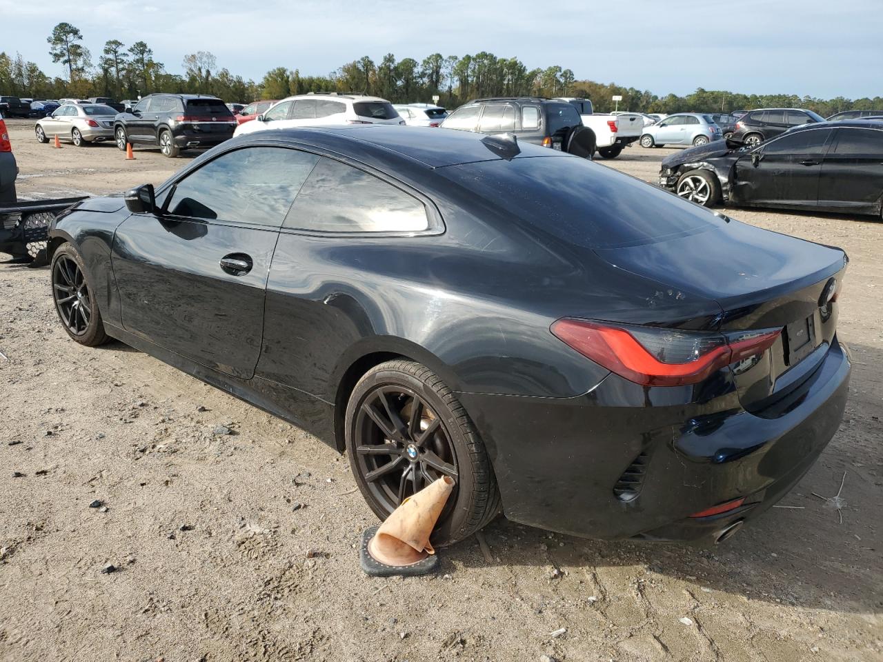 2022 BMW 4er VIN WBA53AP05NCJ14989 Copart auction photo, front end / side damage thumbnail 2