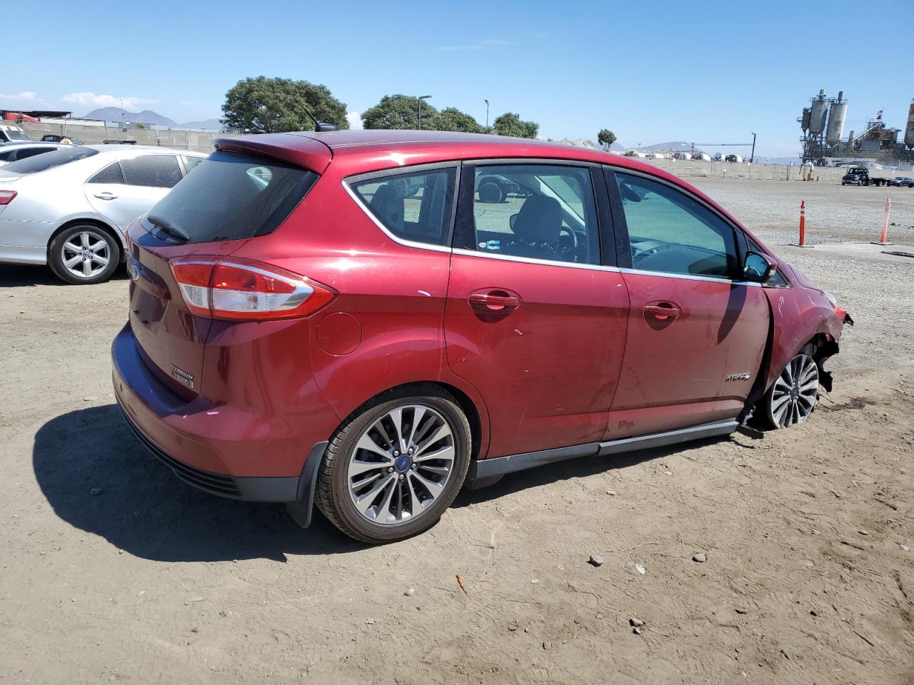 2017 Ford C-MAX VIN 1FADP5DU8HL103772 Copart auction photo, front end damage thumbnail 3