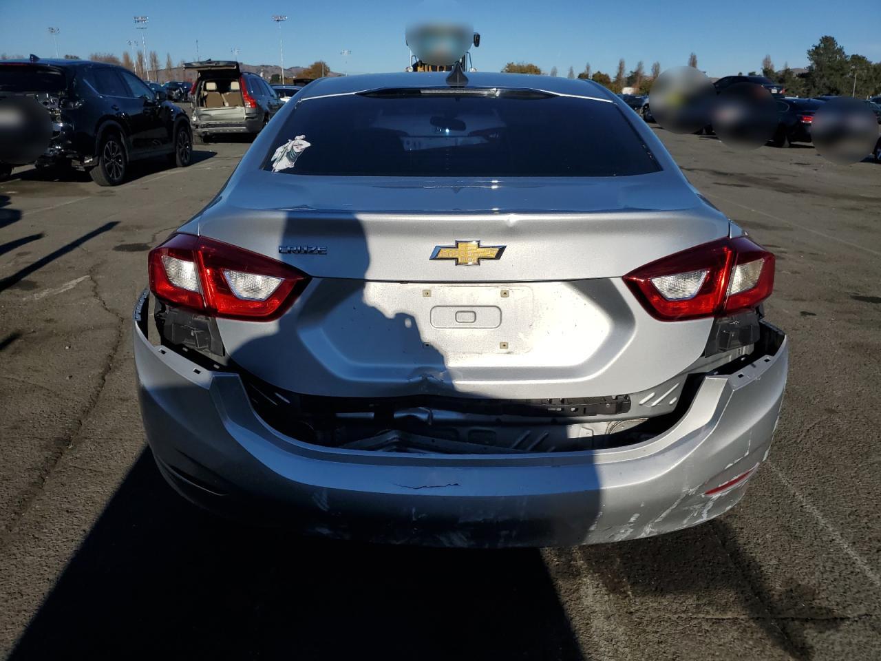 2018 Chevrolet Cruze VIN 1G1BC5SM1J7206670 Copart auction photo, front end / all over damage thumbnail 6