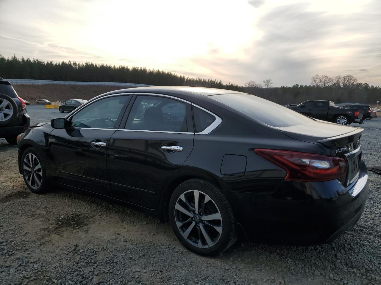 2017 Nissan Altima VIN 1N4AL3APXHC156992 Copart auction photo, front end / rear end damage thumbnail 2