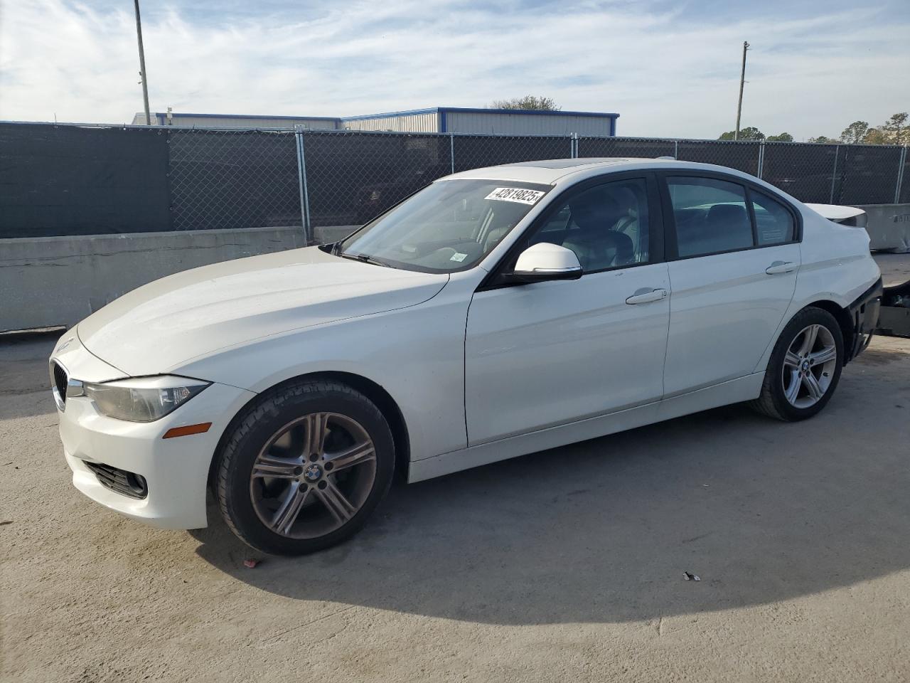 2013 BMW 3er VIN WBA3B3C55DF541593