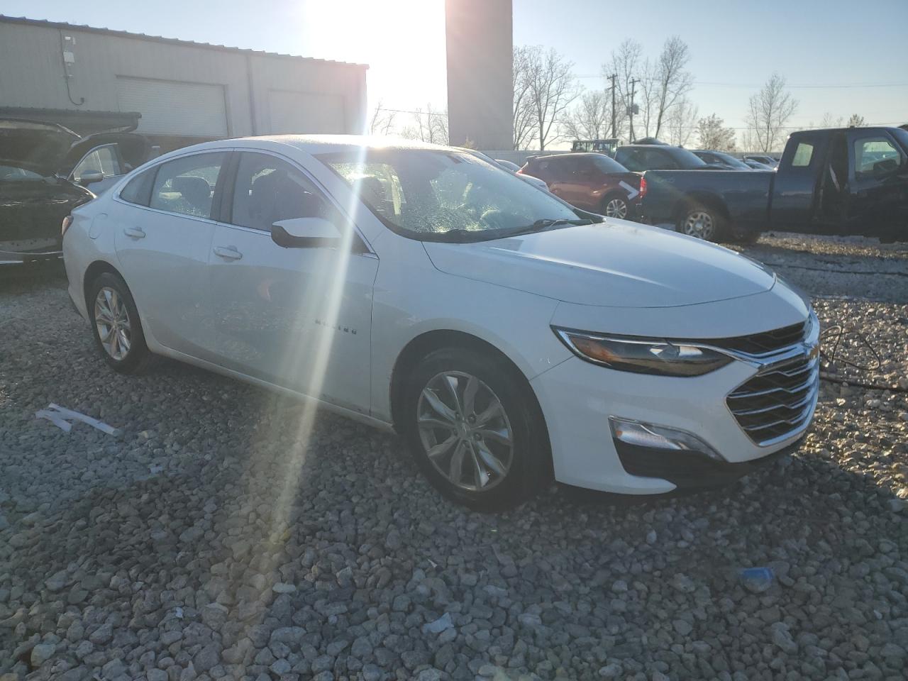 2020 Chevrolet Malibu VIN 1G1ZD5ST7LF052994 Copart auction photo, side / front end damage thumbnail 4