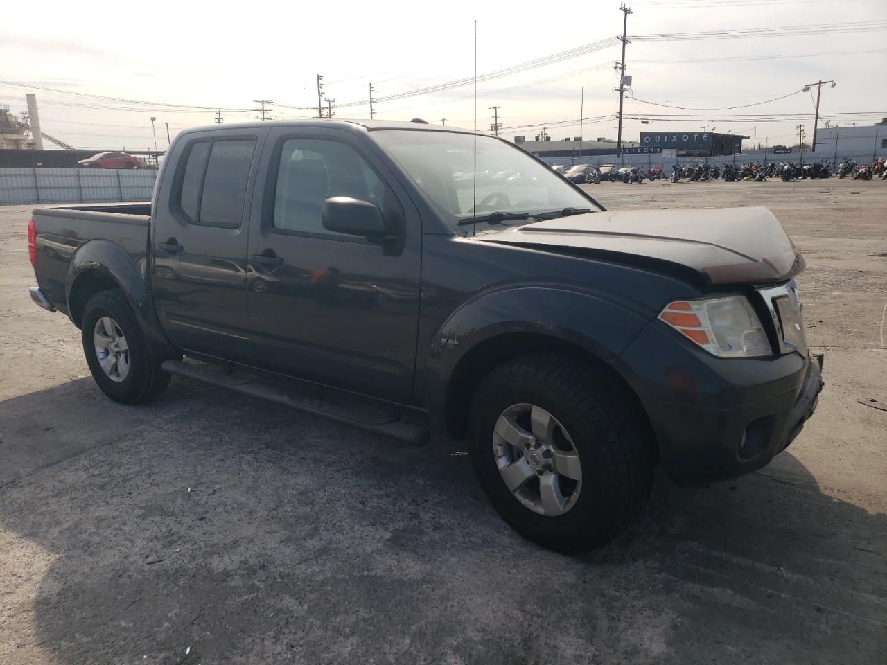 2013 Nissan Navara (Frontier) VIN 1N6AD0ER3DN718051 Copart auction photo, front end / side damage thumbnail 4