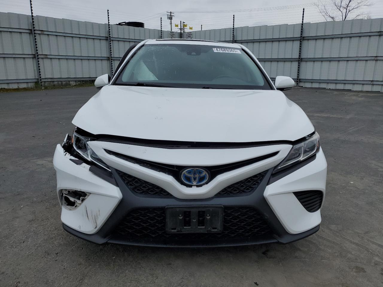 2019 Toyota Camry VIN 4T1B21HK1KU518575 Copart auction photo, all over damage thumbnail 5