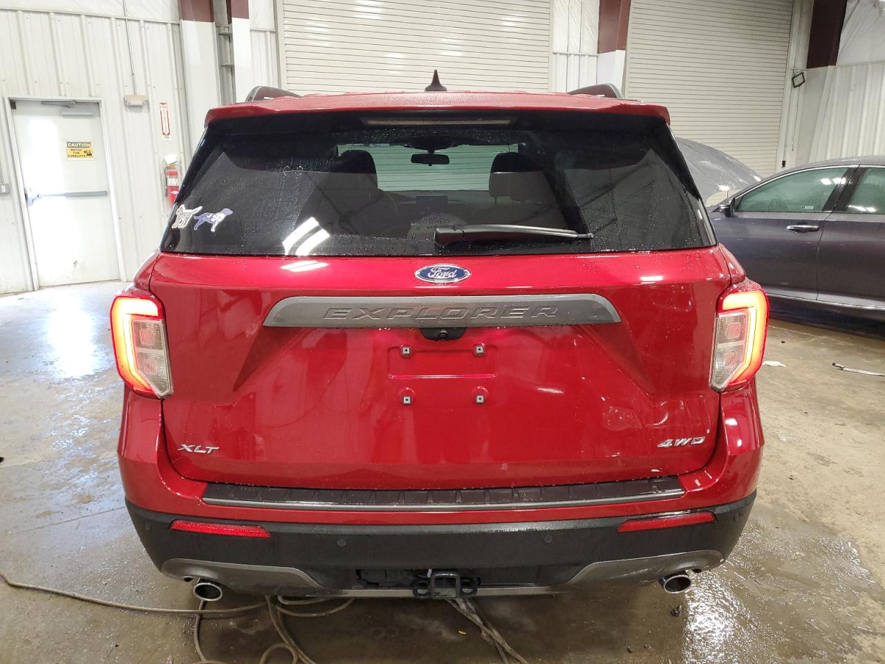 2021 Ford Explorer VIN 1FMSK8DH4MGC04827 Copart auction photo, front end damage thumbnail 6