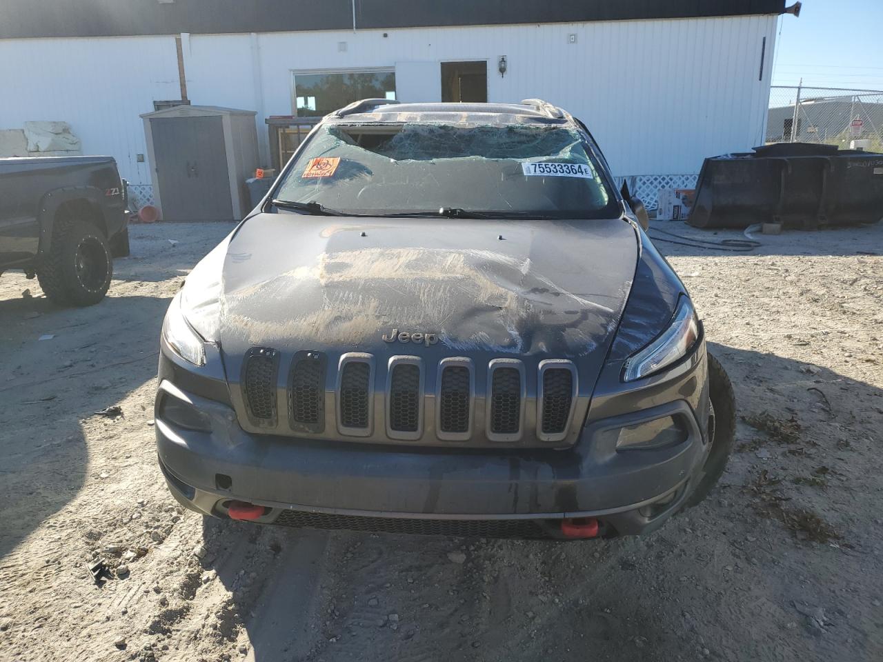 2015 Jeep Cherokee VIN 1C4PJMBS6FW582743 Copart auction photo, rollover / mechanical damage thumbnail 5