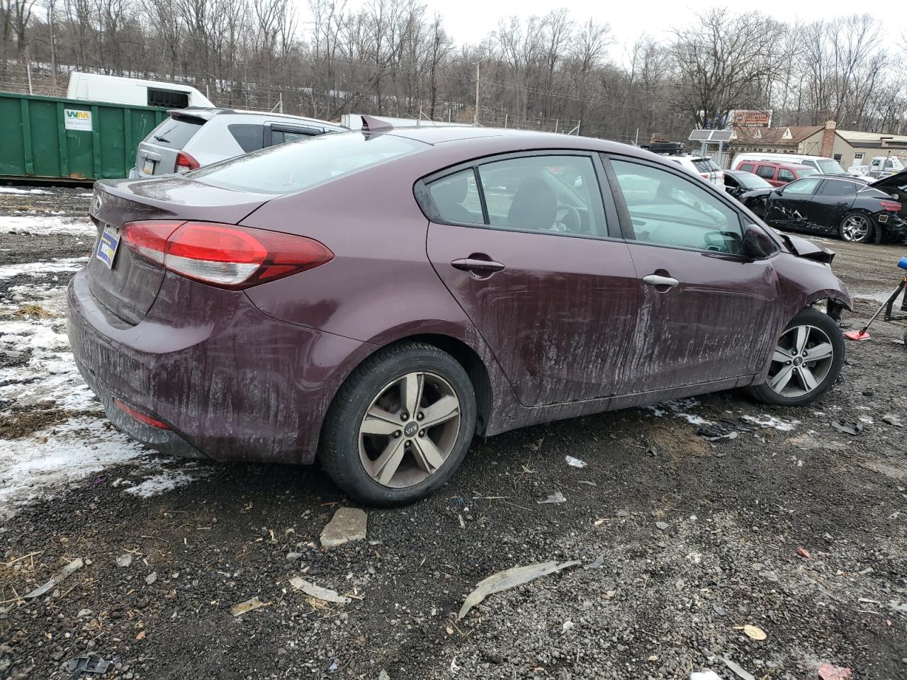 2018 KIA Forte VIN 3KPFL4A70JE257107 Copart auction photo, front end / minor dent/scratches damage thumbnail 3