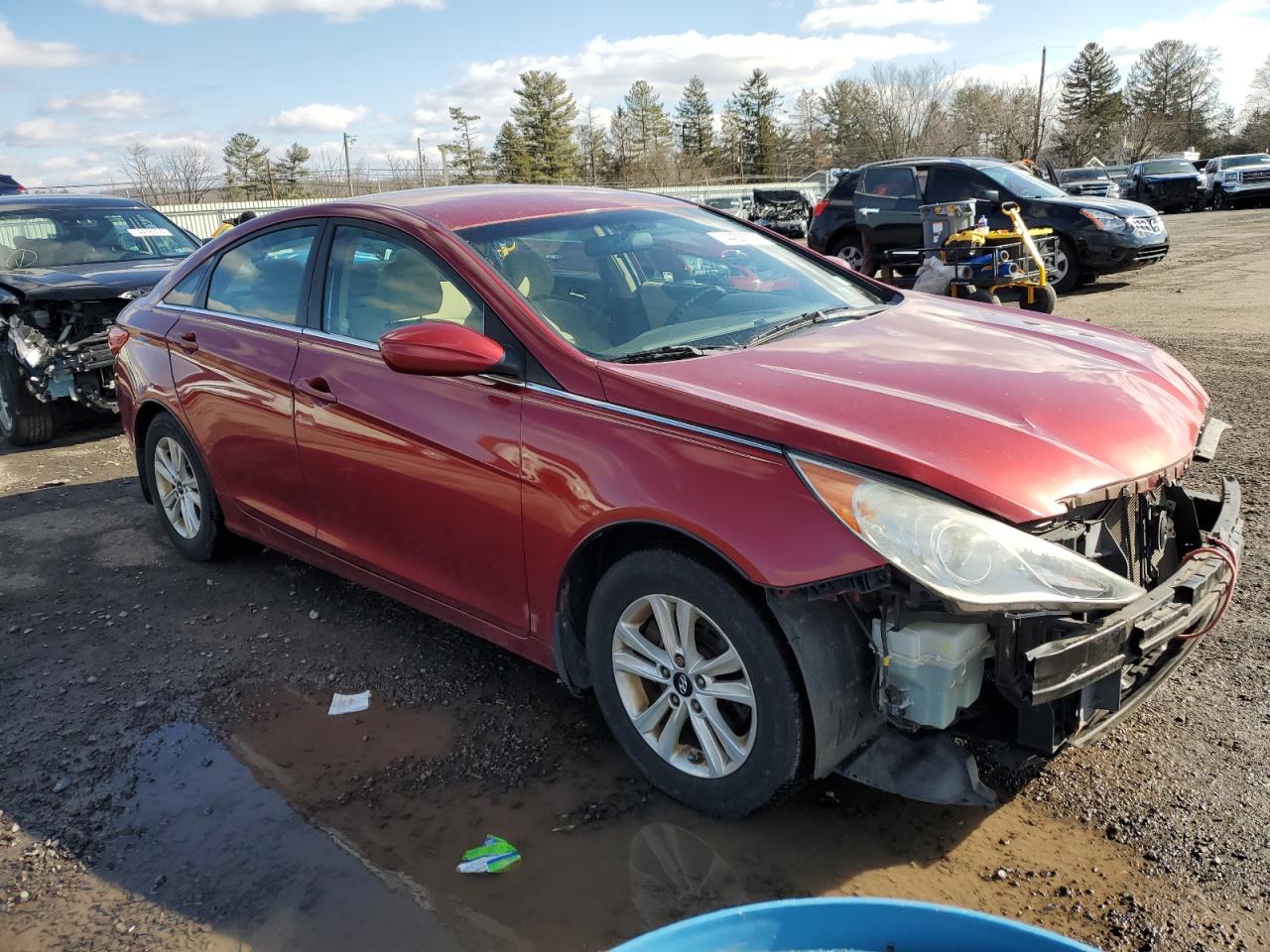 2011 Hyundai Sonata VIN 5NPEB4AC7BH136910 Copart auction photo, front end / rear end damage thumbnail 4