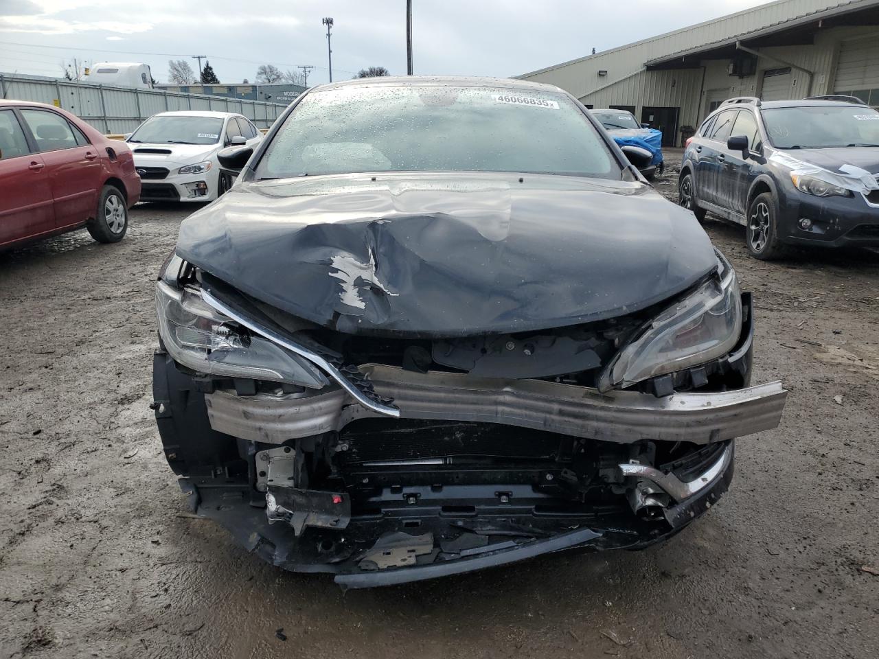 2015 Chrysler 200 VIN 1C3CCCAB7FN697835 Copart auction photo, front end / minor dent/scratches damage thumbnail 5