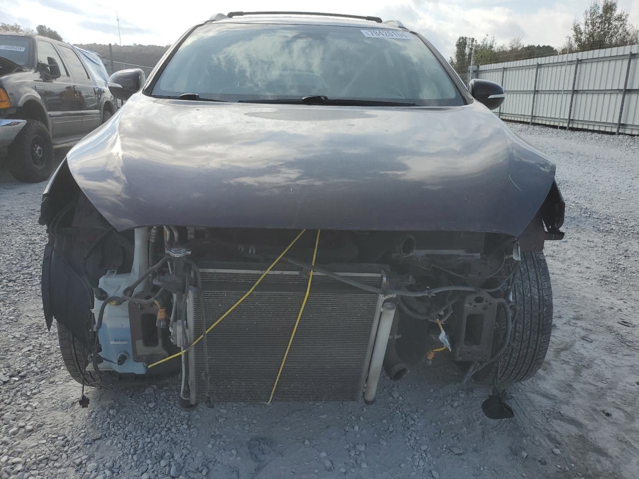 2016 KIA Sorento VIN 5XYPH4A1XGG021142 Copart auction photo, front end damage thumbnail 5