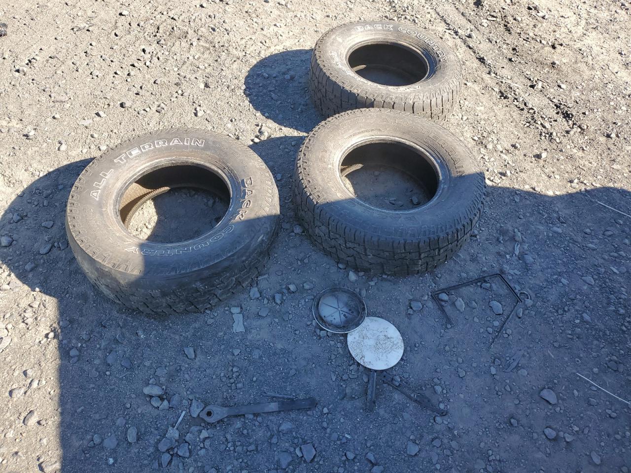 1995 GMC Sierra VIN 2GTEK19K1S1548851 Copart auction photo, all over damage thumbnail 14